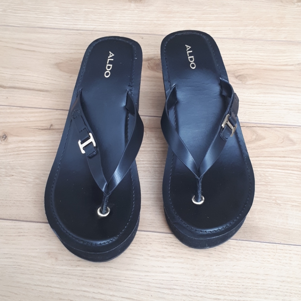 ALDO high heel wedge flip flops